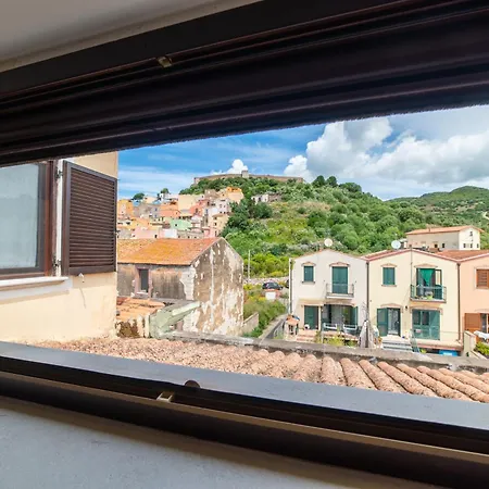 Sardinian Gallery Temo Terrace דירה בוסה