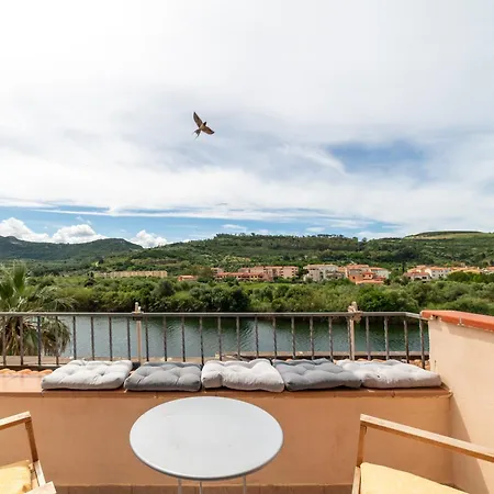 Sardinian Gallery Temo Terrace * בוסה